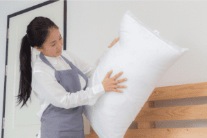 Read more about the article How To Clean Your Pillows Properly