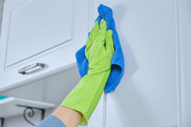 How To Keep Clean Your Airbnb Kitchen Cabinets