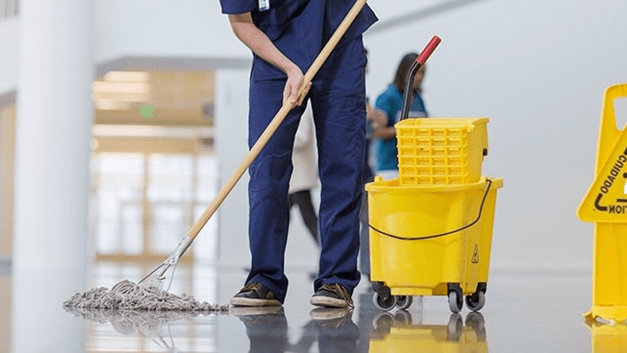 You are currently viewing Revolutionize Your Space with Commercial Cleaning
