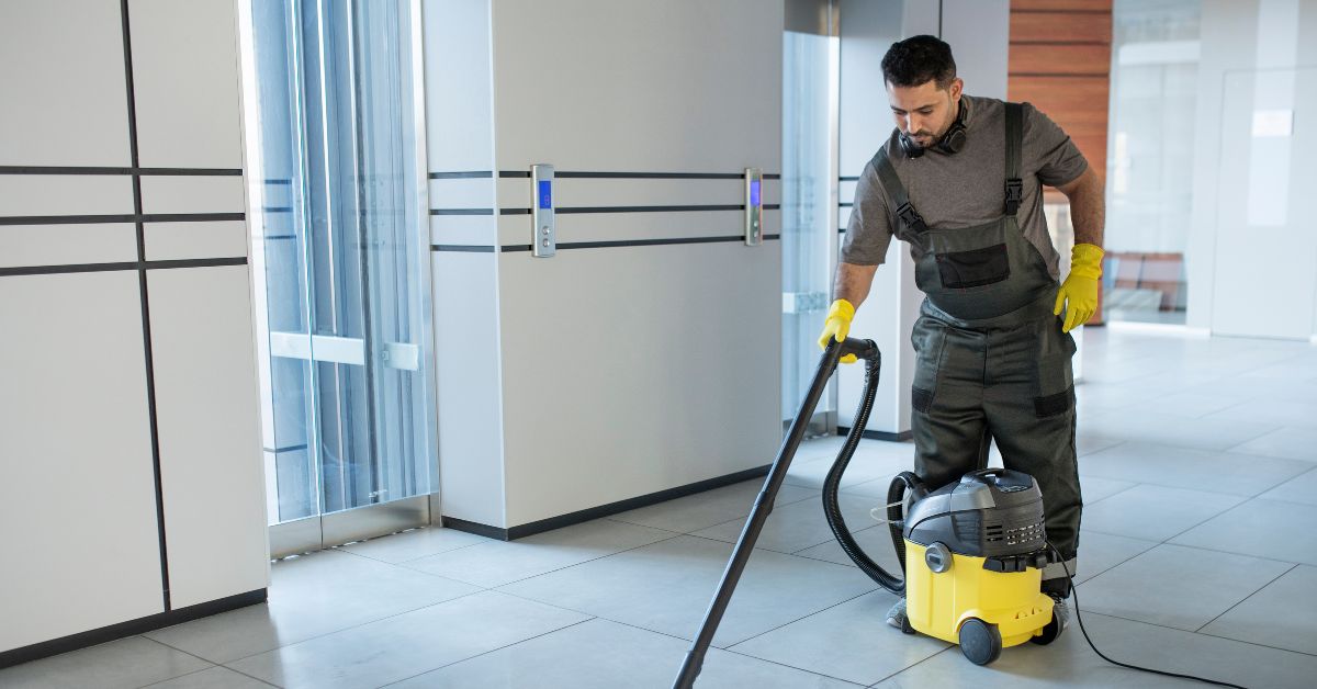 Read more about the article Revolutionizing Corporate Cleanliness: Effective Solutions