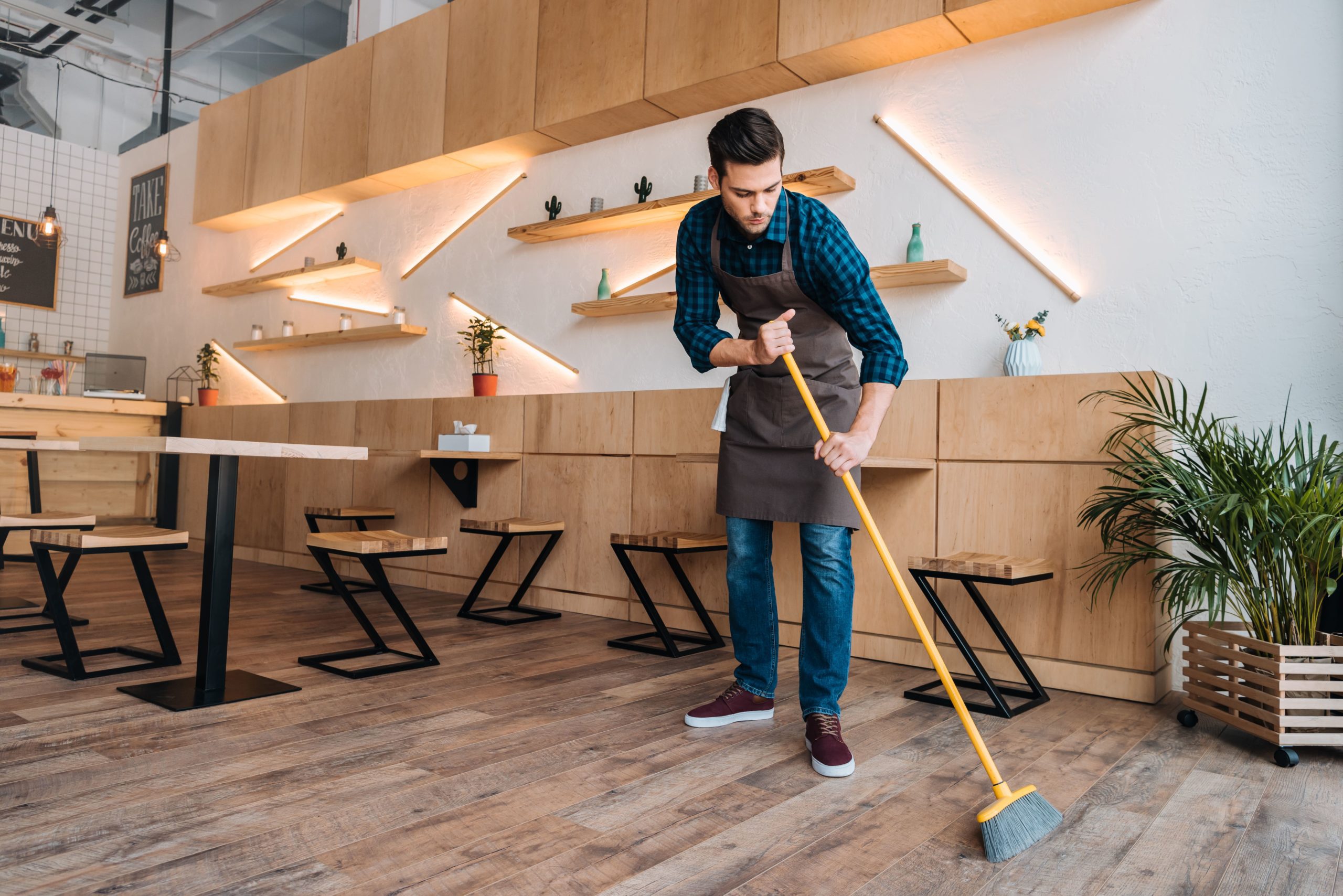 You are currently viewing Spotless Eateries: Superior Restaurant Cleaning