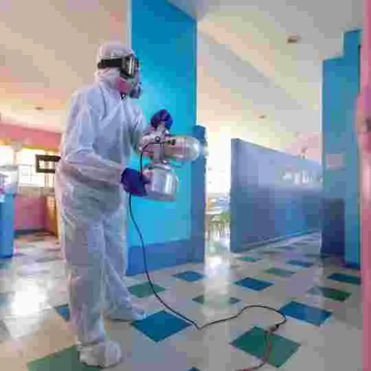 restaurant cleaning fort sheridan il express clean.webp